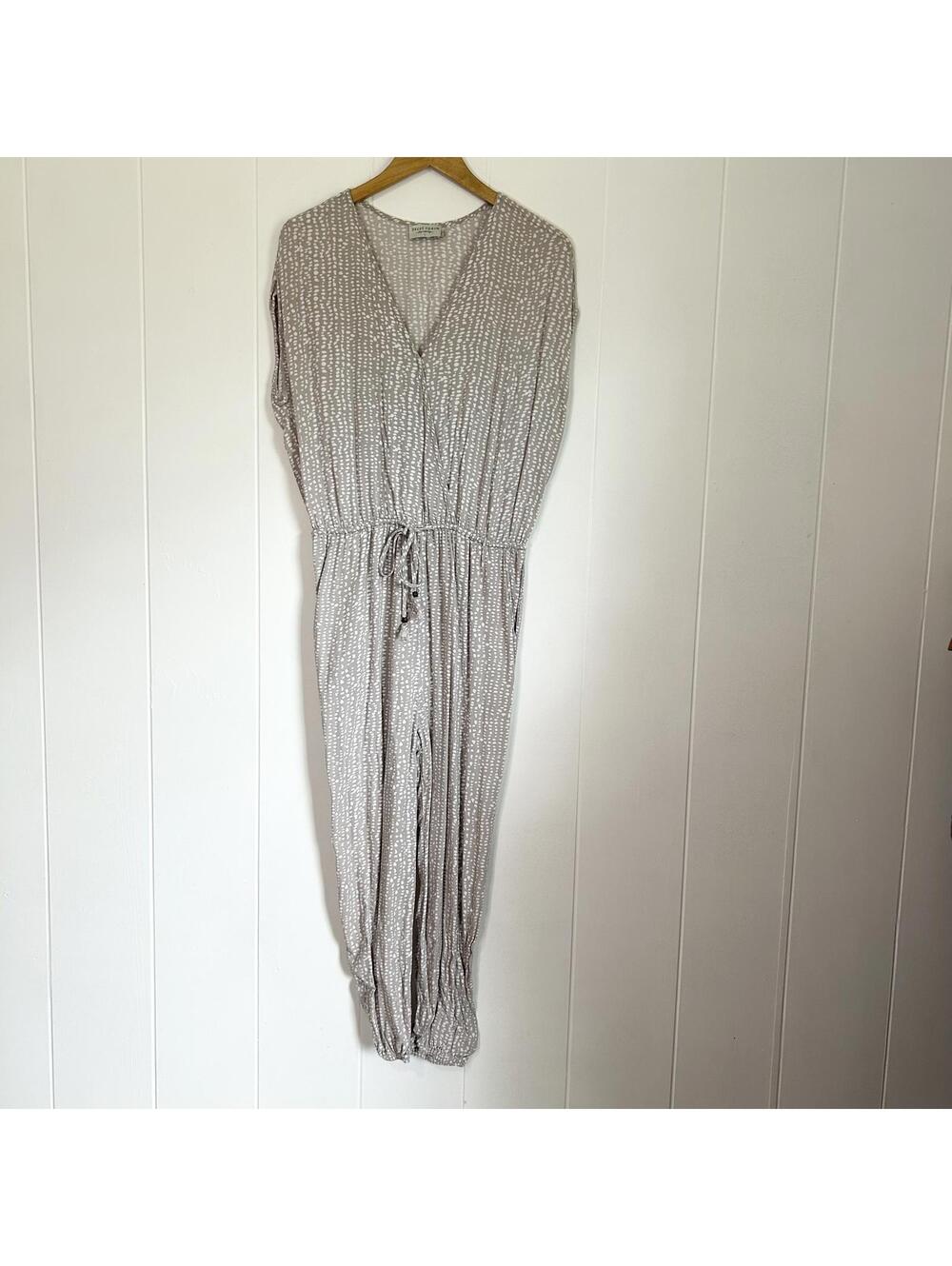 Dress Forum Gray Pola Dot V-Neck Sleeveless Jumpsuit One Piece Women's Large